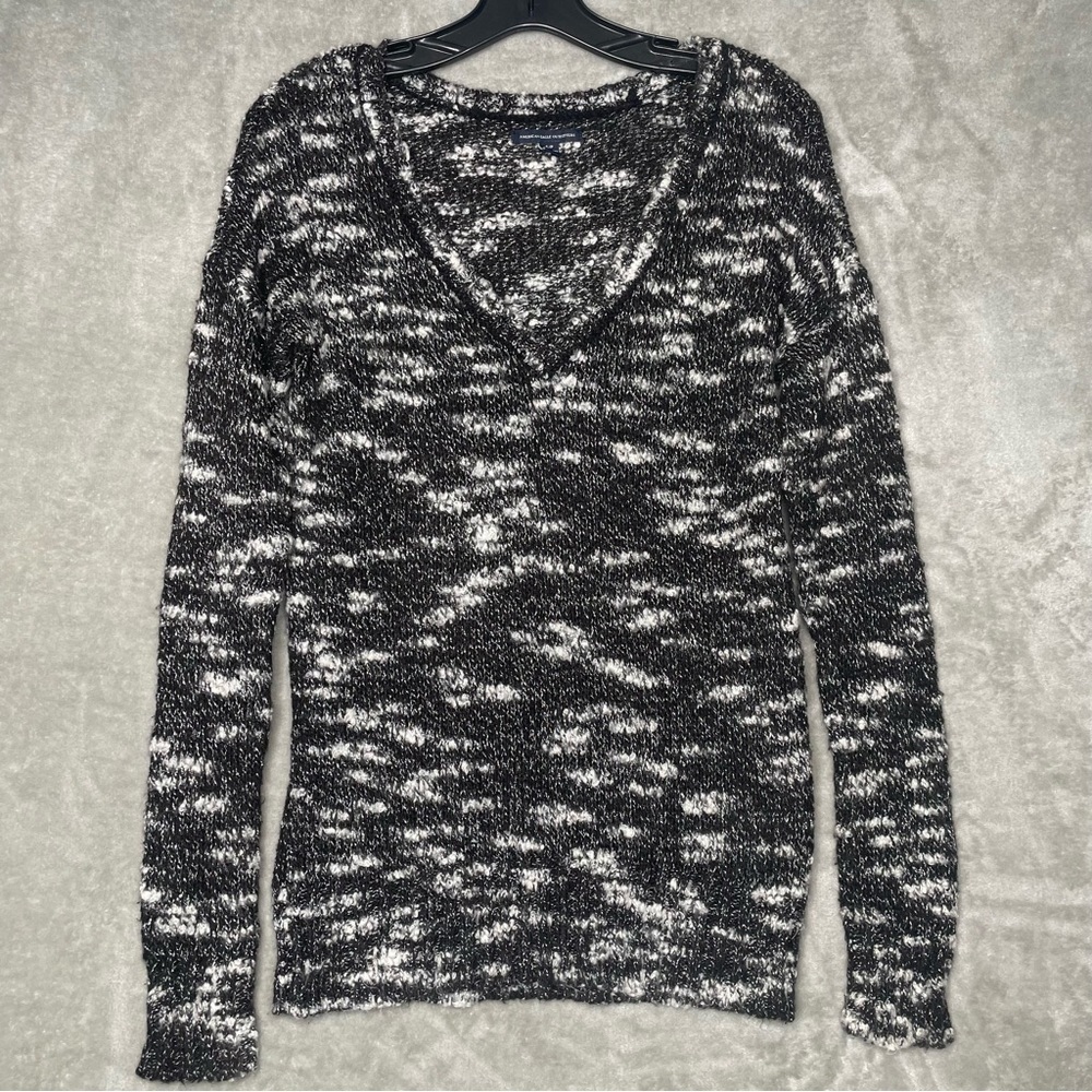 American Eagle Black White Heathered V Neck Knit Sweater Women Size Small